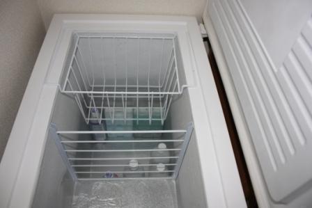 冷凍庫修理してみた -レマコムRRS-102CNF-: おなくんの「人生 冷凍庫修理してみた -レマコムRRS-102CNF-: おなくんの「人生